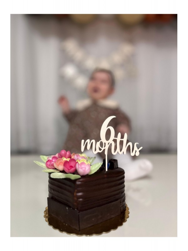 6 Aylık Pasta Süsü Ahşap